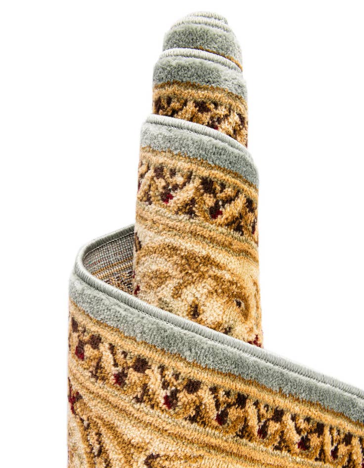 Detail image of 7' 10 x 7' 10 Classic Aubusson Round Rug