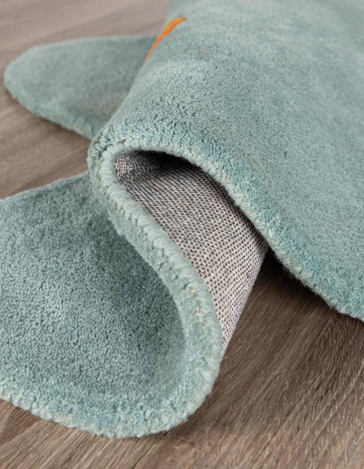 Detail image of 3' 1 x 3' 1 Happy Rugs Funky Flower Wool Round