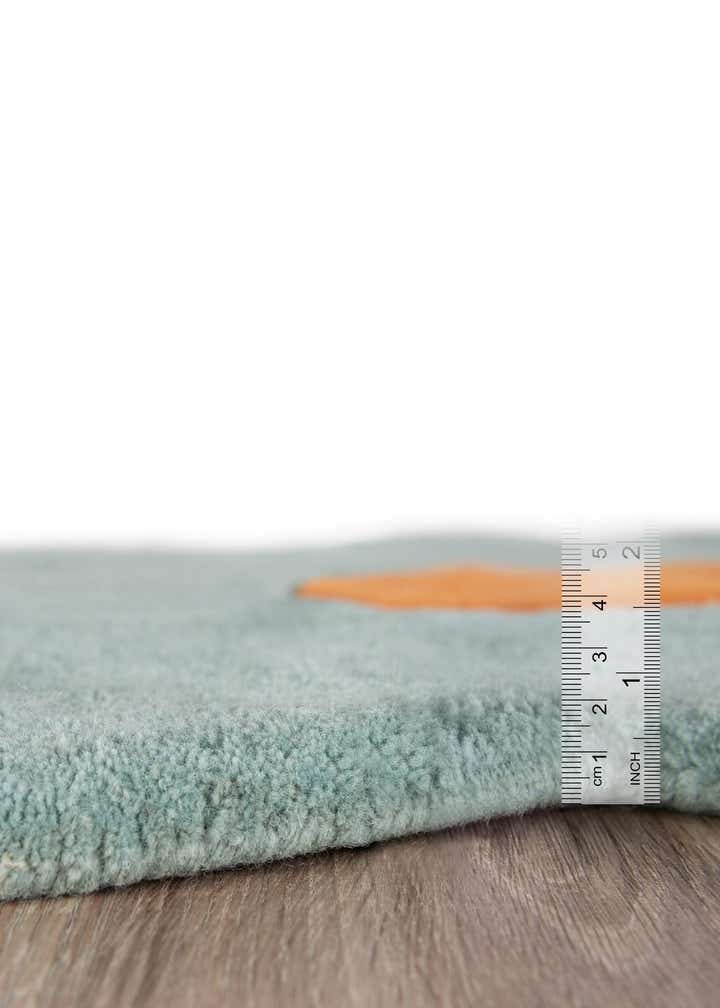 5' 1 x 5' 1 Happy Rugs Funky Flower Wool Round