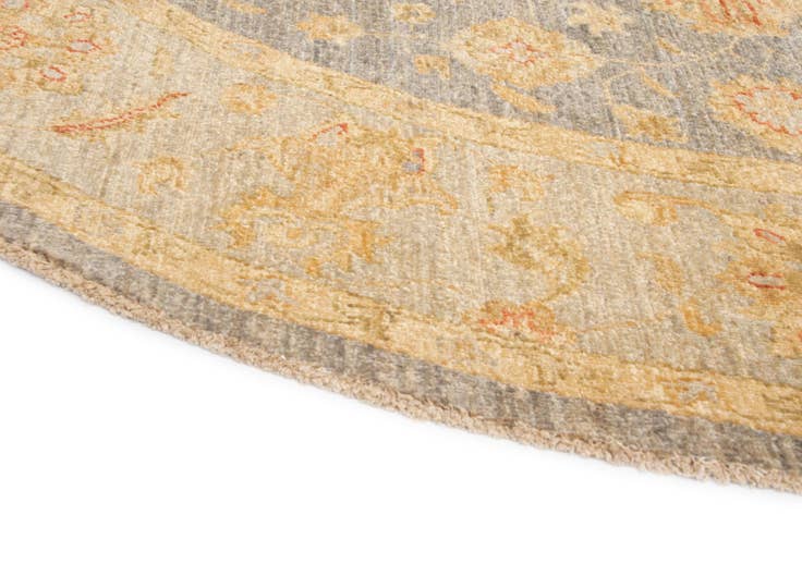 Detail image of 6' 6 x 6' 7 Kaizar Wool Round Rug