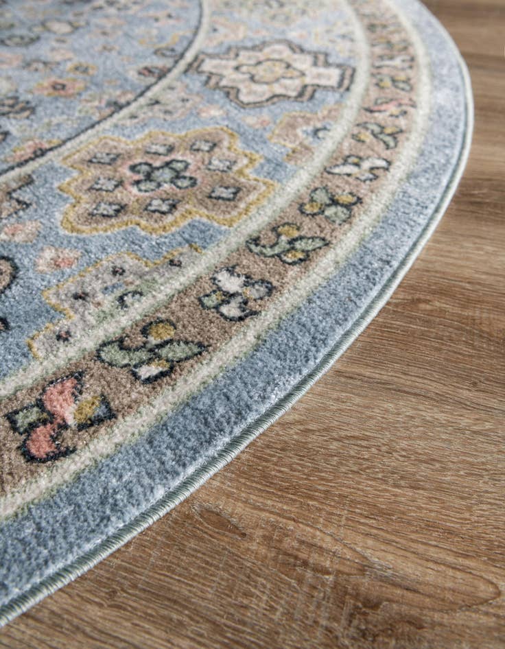 Detail image of 7' 10 x 7' 10 Kamala Washable Round Rug