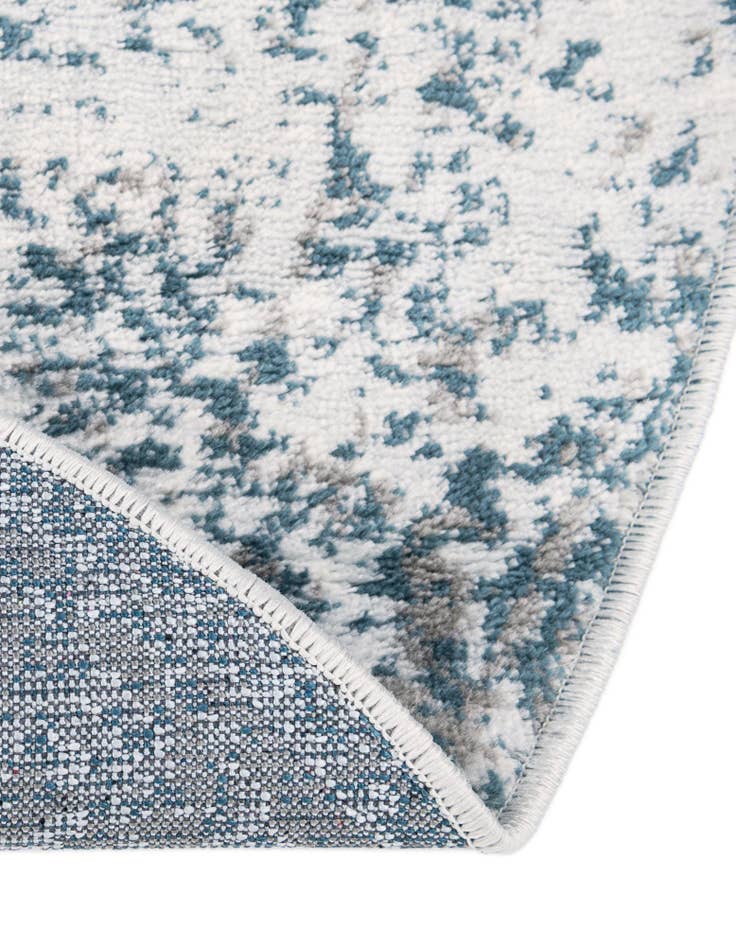 Detail image of 7' 10 x 7' 10 Monaco Round Rug