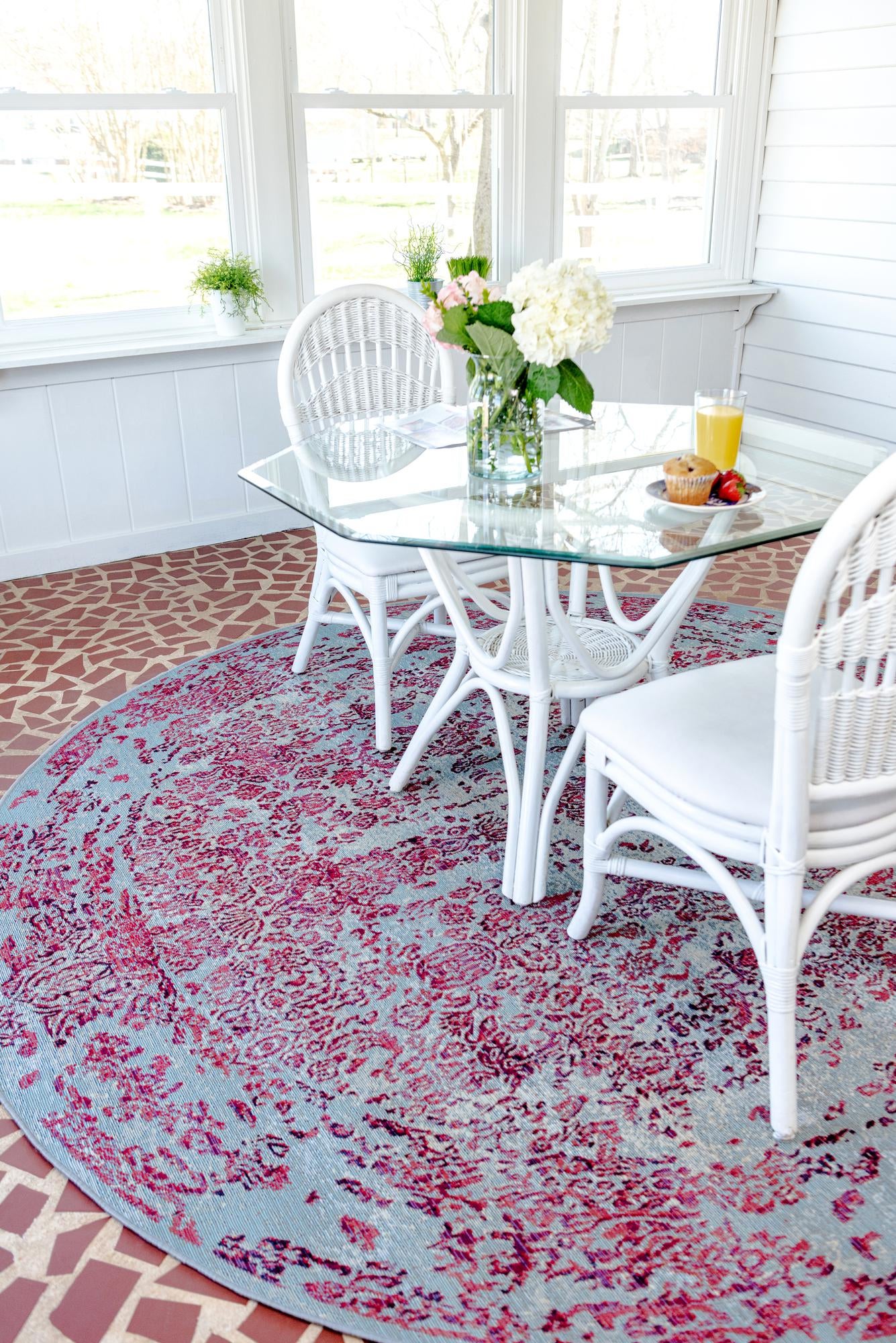 8' x 8' Easy-Clean Botanical Indoor / Outdoor Round Rug