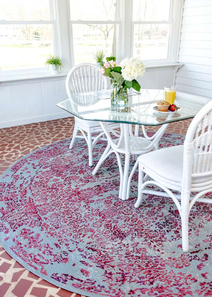 8' x 8' Easy-Clean Botanical Indoor / Outdoor Round Rug