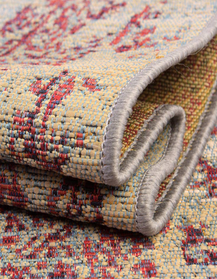 Detail image of 8' x 8'  Washable Botanical Indoor / Outdoor Round Rug