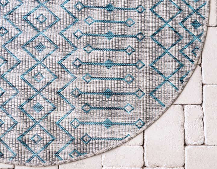 13' x 13' Easy-Clean Lattice Indoor / Outdoor Round Rug