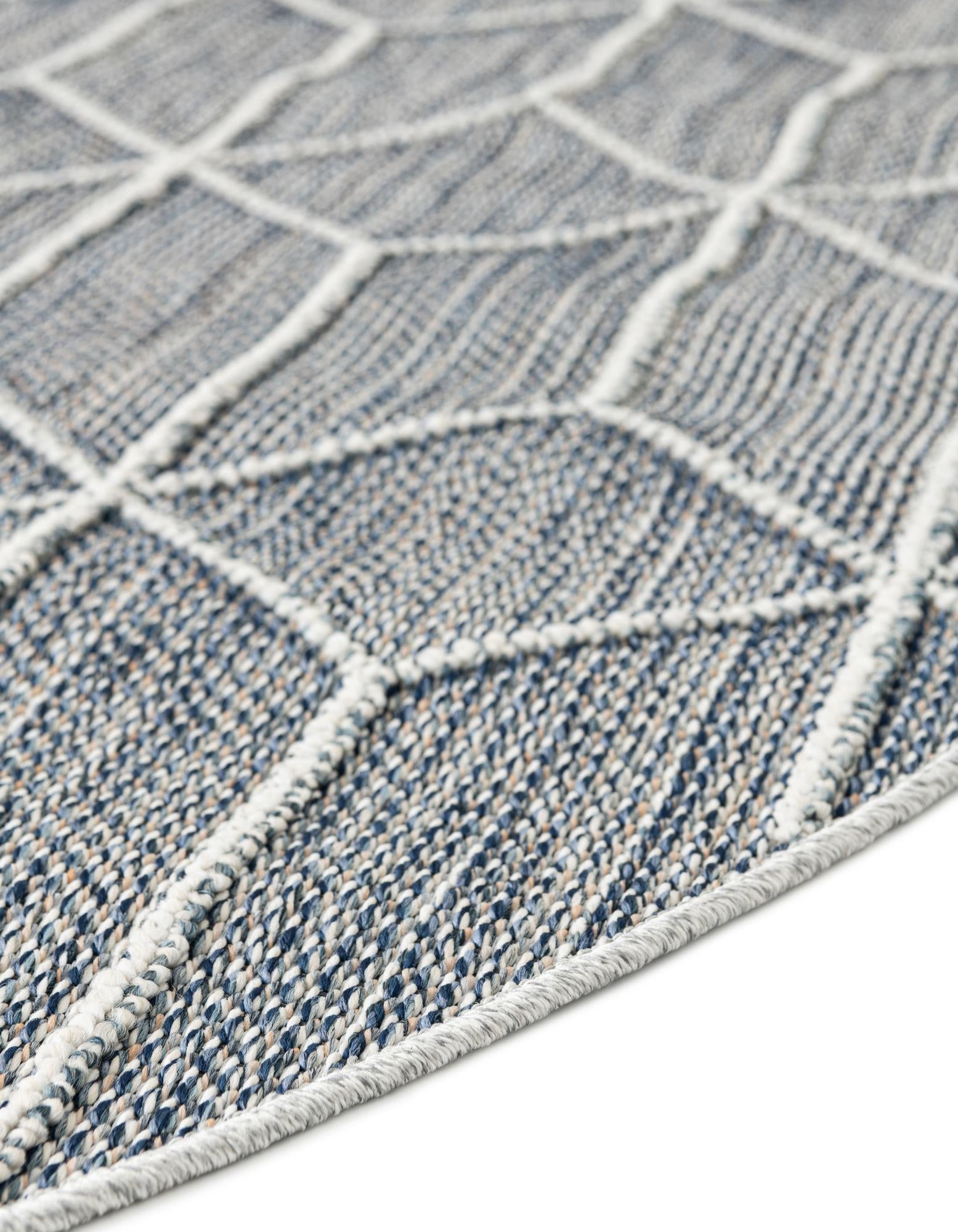 3' 1 x 3' 1 Easy-Clean Trellis Indoor / Outdoor Round Rug