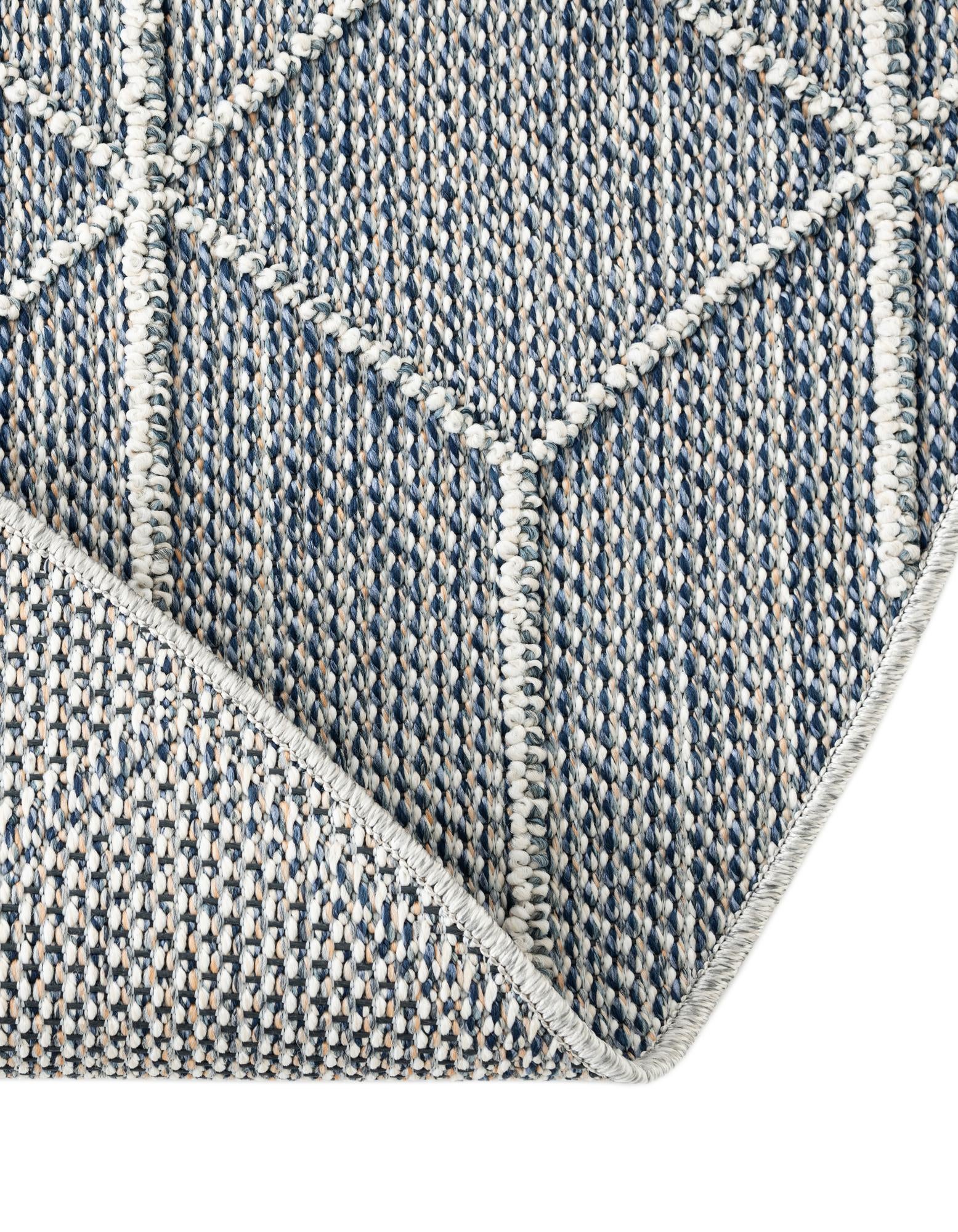 3' 1 x 3' 1 Easy-Clean Trellis Indoor / Outdoor Round Rug