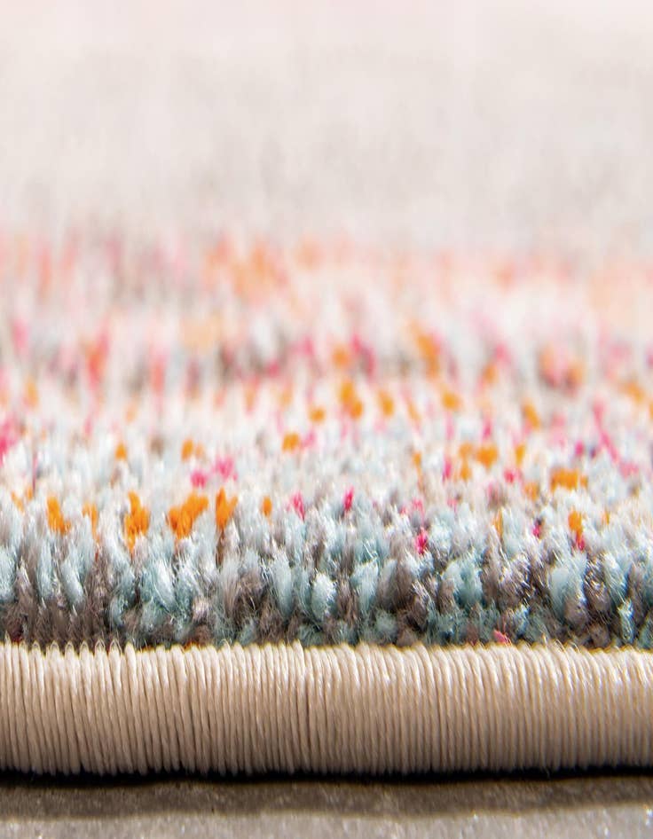 Detail image of 6' x 6'  Washable Palazzo Round Rug