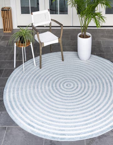 Light Blue Easy-Clean Sabrina Soto Prescott Indoor / Outdoor Round Rug