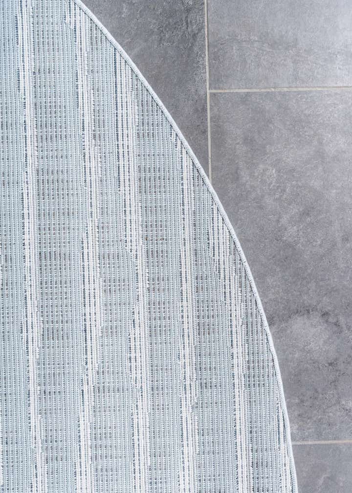 8' x 8' Easy-Clean Sabrina Soto Ola Indoor / Outdoor Round Rug