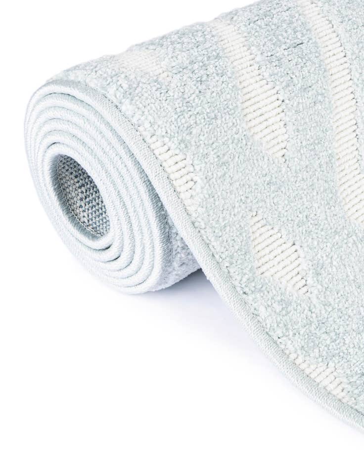 Detail image of 8' x 8' Easy-Clean Sabrina Soto Ella Indoor / Outdoor Round Rug