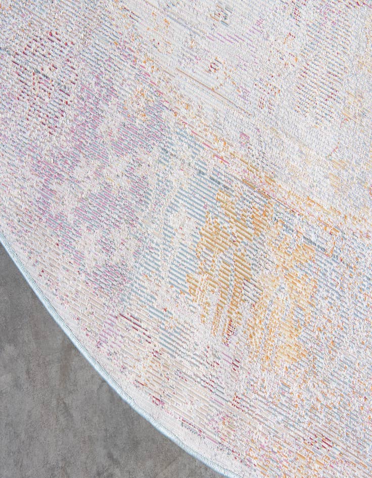 Detail image of 5' 5 x 5' 5 Santiago Round Rug