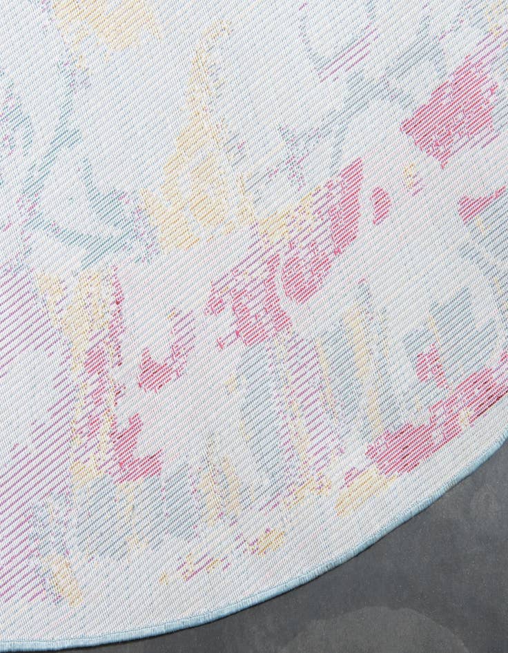 Detail image of 8' x 8' Santiago Round Rug