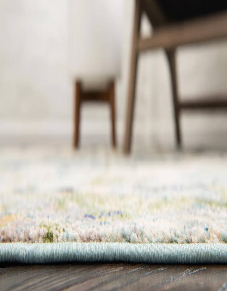 Detail image of 6' x 6'  Washable Spectrum Round Rug