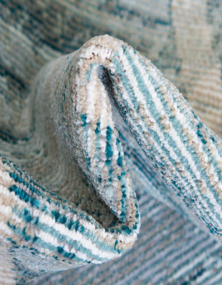 Detail image of 4' x 4' Starlight Round Rug