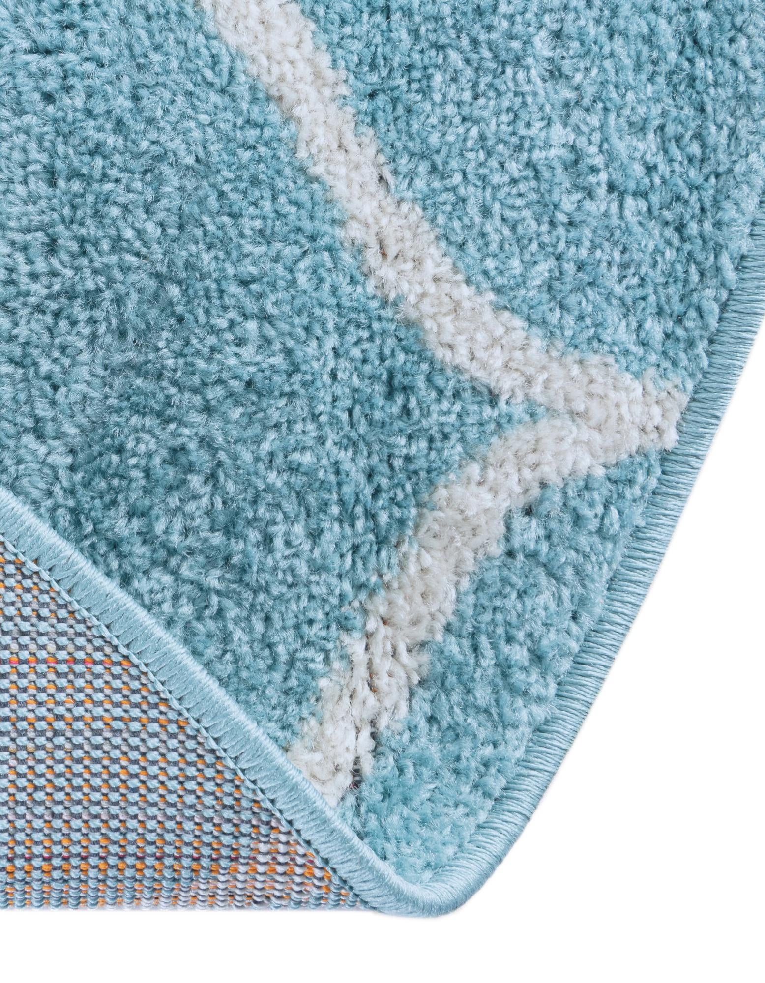 5' 3 x 5' 3 Trellis Frieze Round Rug