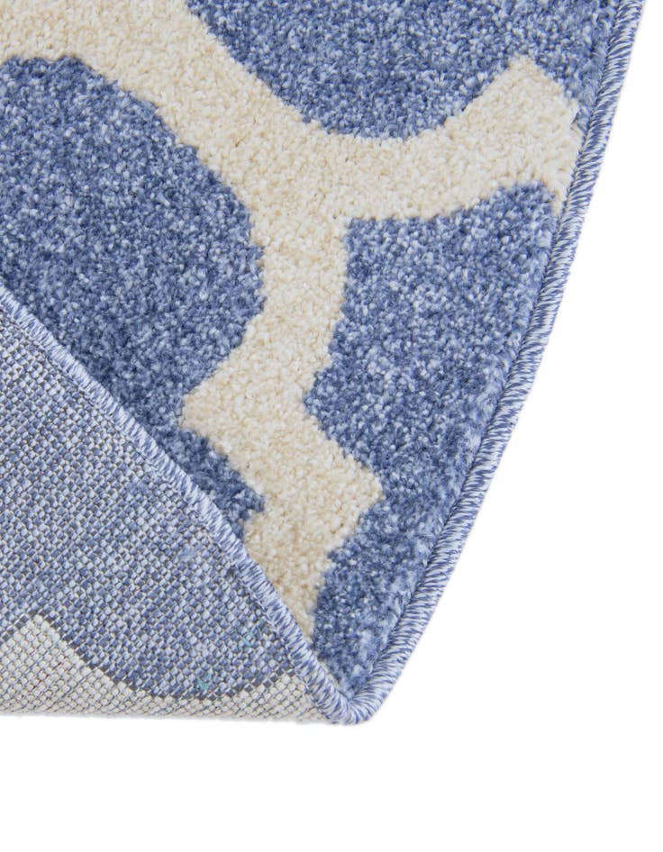 Detail image of 7' 10 x 7' 10 Trellis Round Rug