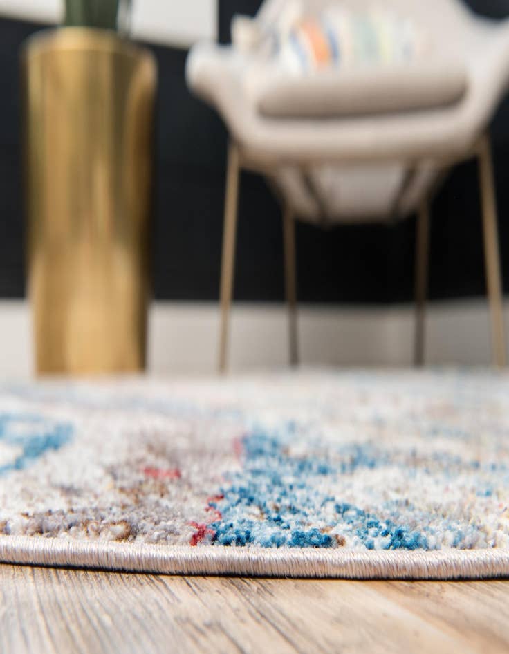 Detail image of 3' 3 x 3' 3 Vega Round Rug