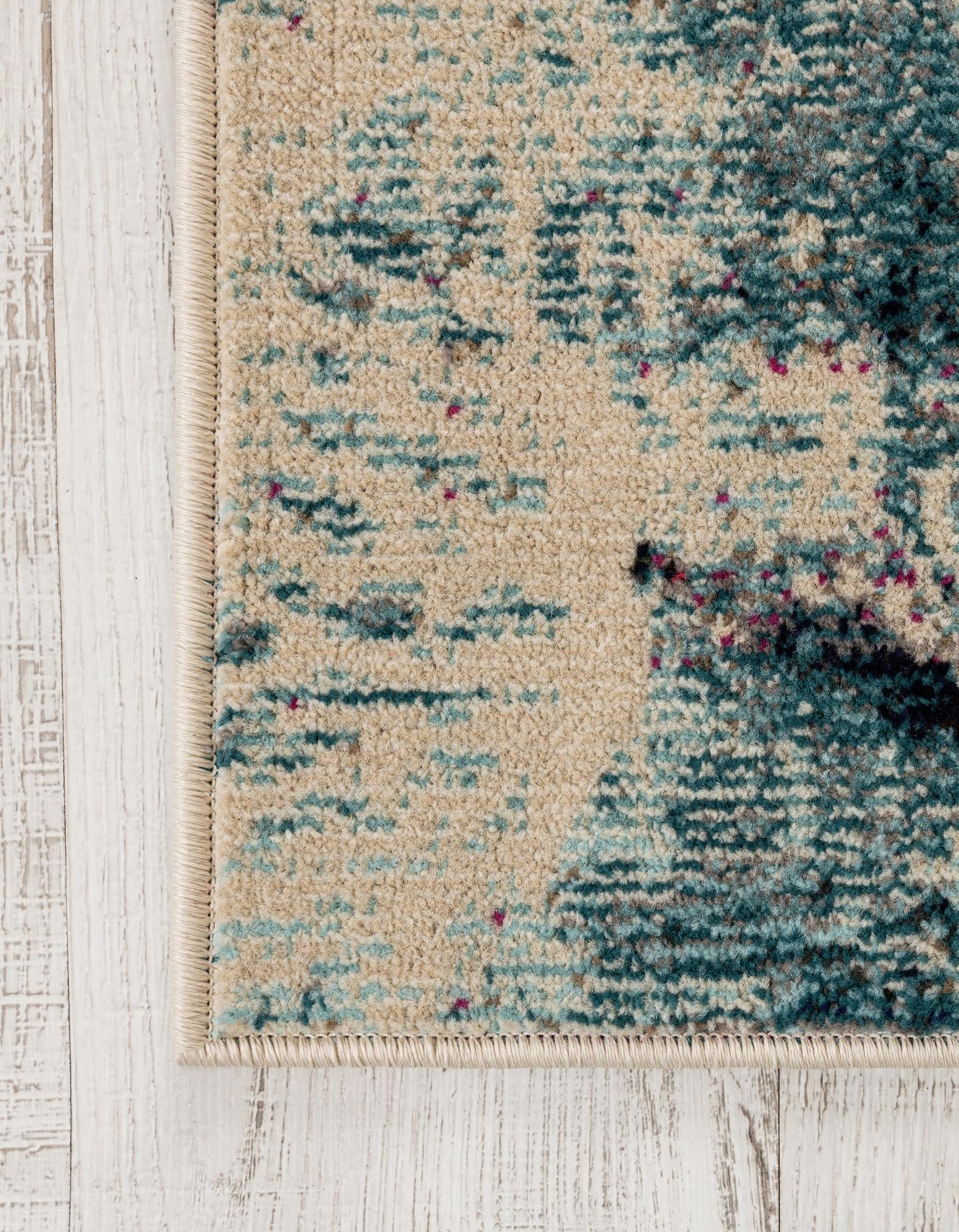 2' 7 x 10' Washable Amalfi Runner Rug