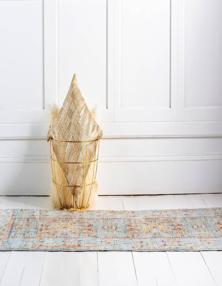 Detail image of 2' 7 x 9' 10 Aqua Runner Rug