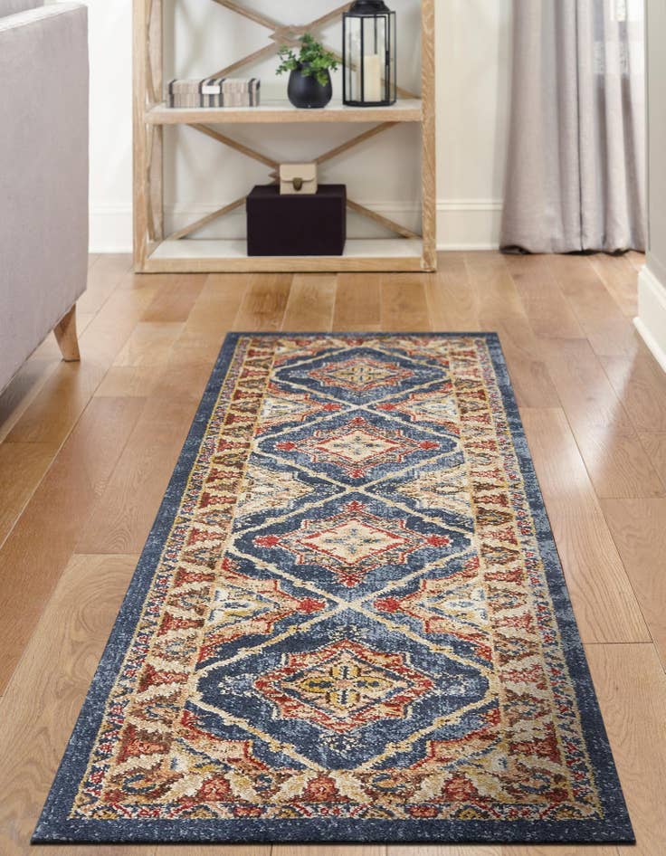 Detail image of 2' 7 x 10' Arcadia Runner Rug