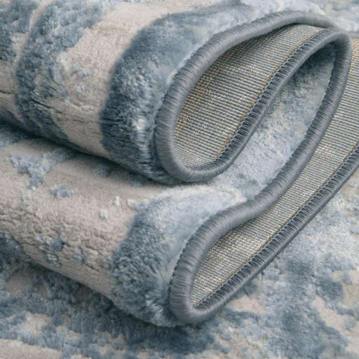 2' 7 x 8' 2 Chesterfield Runner Rug