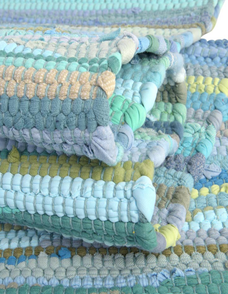 Detail image of 2' 2 x 6' 7  Hand Woven Chindi Cotton Runner Rug