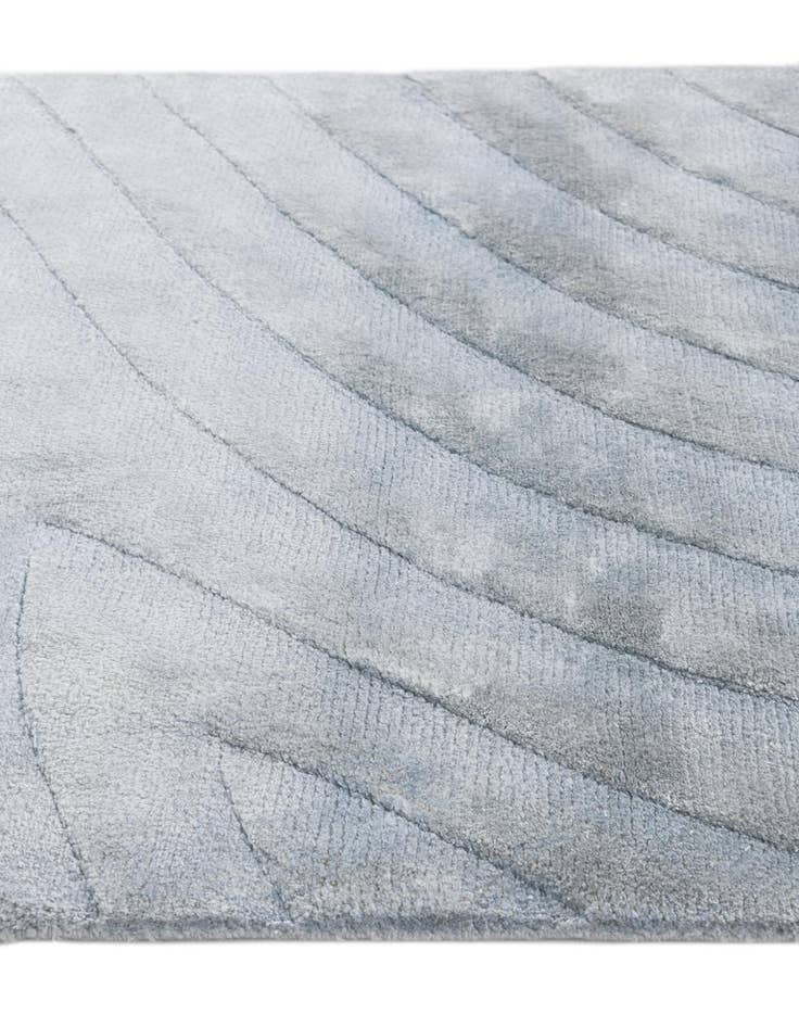 Detail image of 2' 7 x 9' 10  Hand Knotted Darya Wool Runner Rug