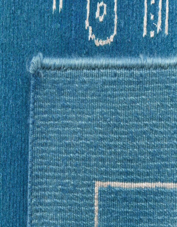 Detail image of 2' 7 x 9' 5 Darya Runner Rug