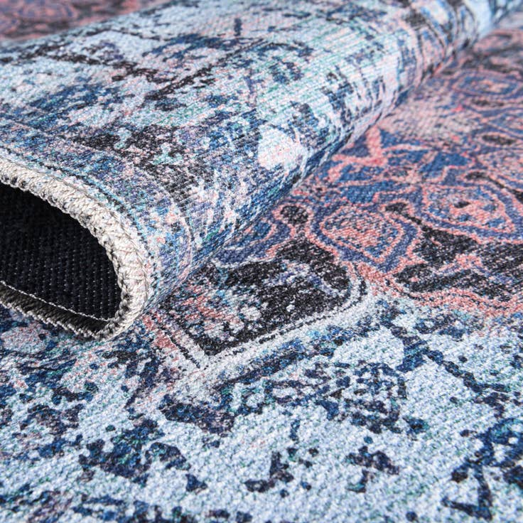 Detail image of 2' x 9' 10 Washable Francesca Runner Rug
