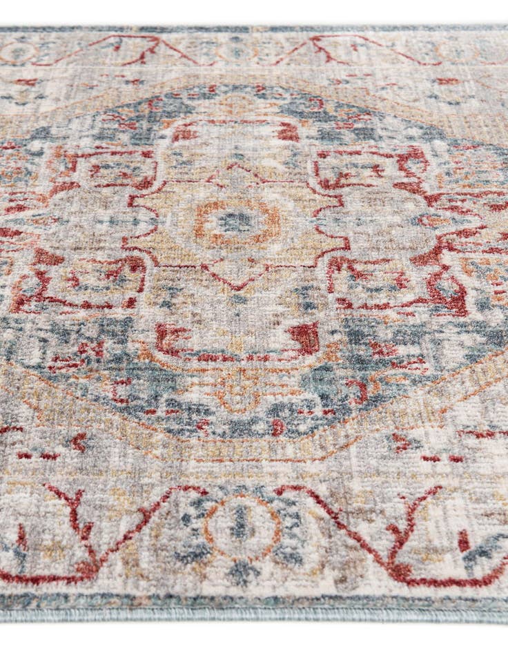 Detail image of 2' 6 x 9' 5 Havana Runner Rug
