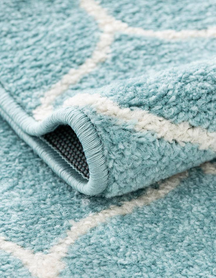 Detail image of 2' x 13' Lattice Frieze Runner Rug