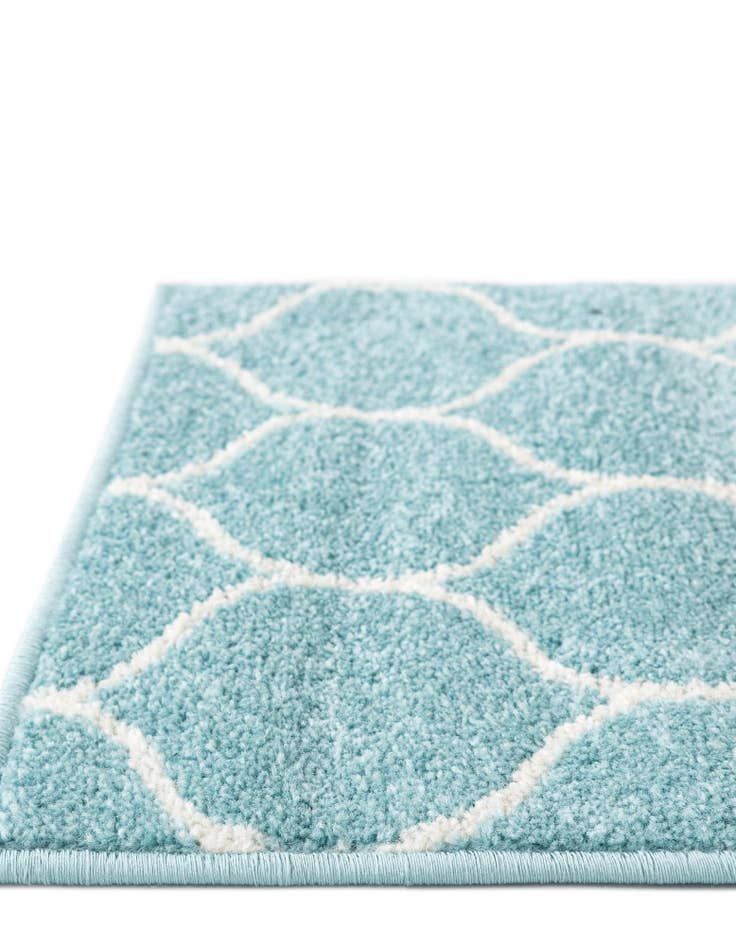 Detail image of 2' x 13' Lattice Frieze Runner Rug