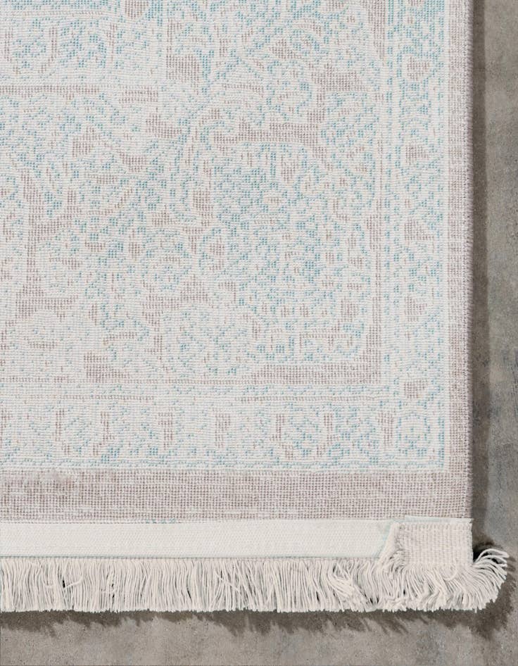 Detail image of 2' 7 x 10' Modern Classical Runner Rug