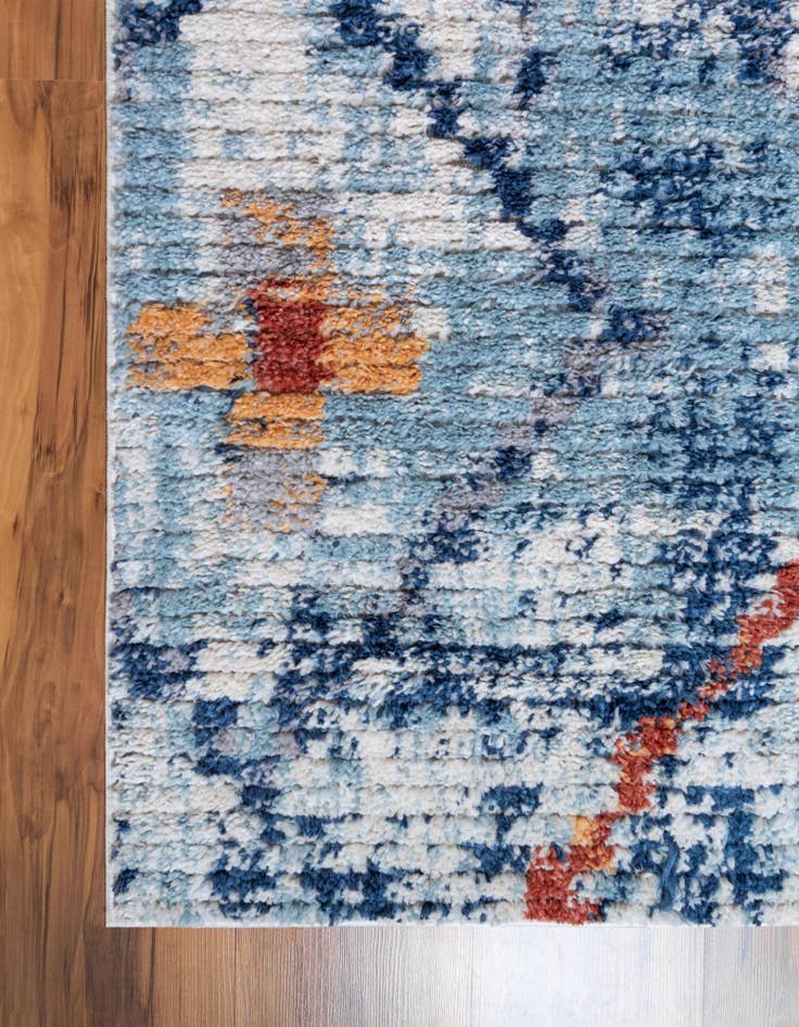 Detail image of 2' 7 x 10' Morocco Runner Rug