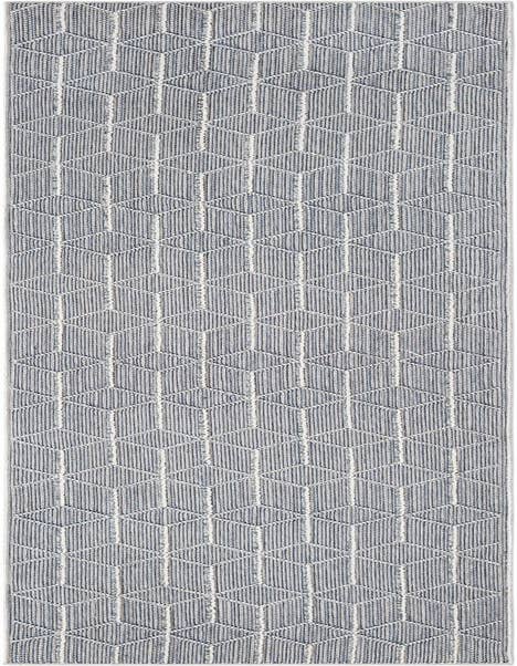 Detail image of 2' 7 x 12' Easy-Clean Trellis Indoor / Outdoor Runner Rug