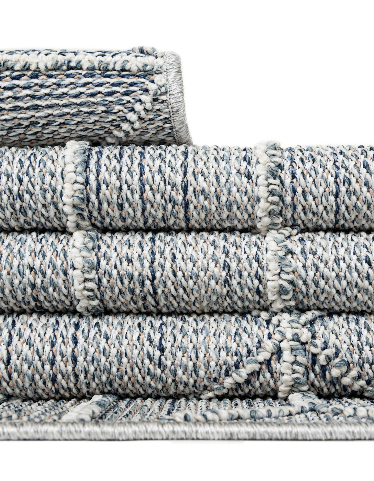 2' x 6' 1 Easy-Clean Trellis Indoor / Outdoor Runner Rug