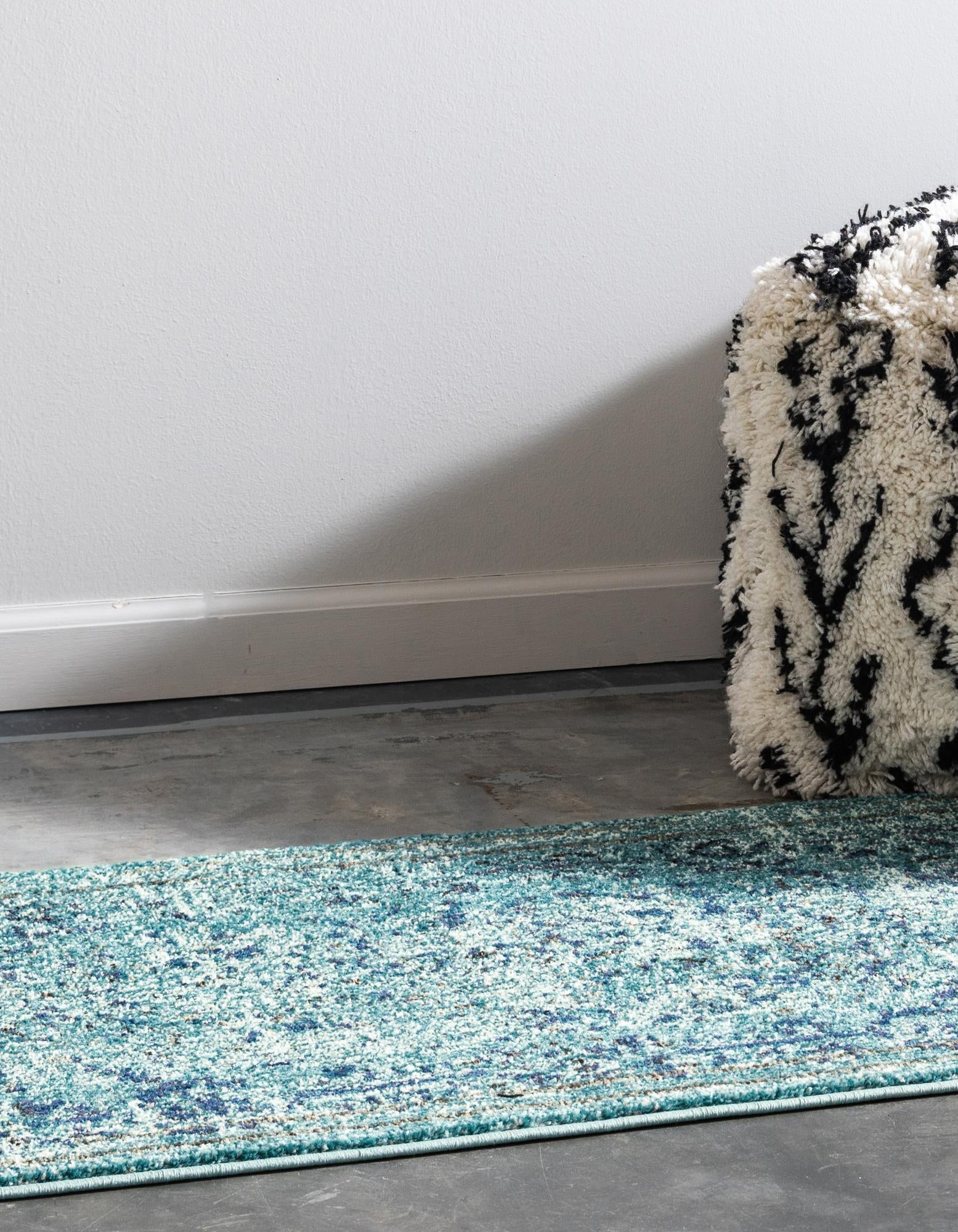 2' 7 x 10' Washable Palazzo Runner Rug