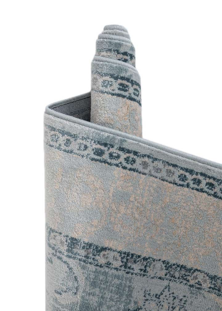 2' 7 x 6' Restoration Runner Rug