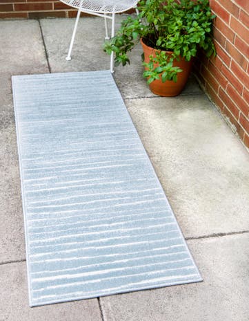 2' x 6' Easy-Clean Sabrina Soto Ola Indoor / Outdoor Runner Rug