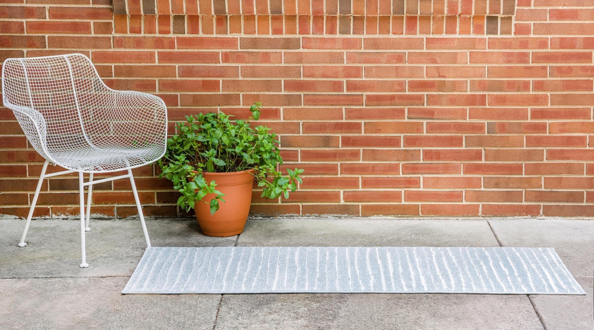 2' x 8' Easy-Clean Sabrina Soto Ola Indoor / Outdoor Runner Rug