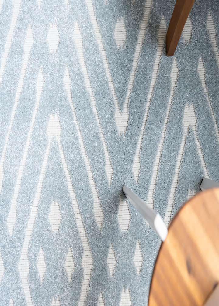 2' x 6' Easy-Clean Sabrina Soto Ella Indoor / Outdoor Runner Rug