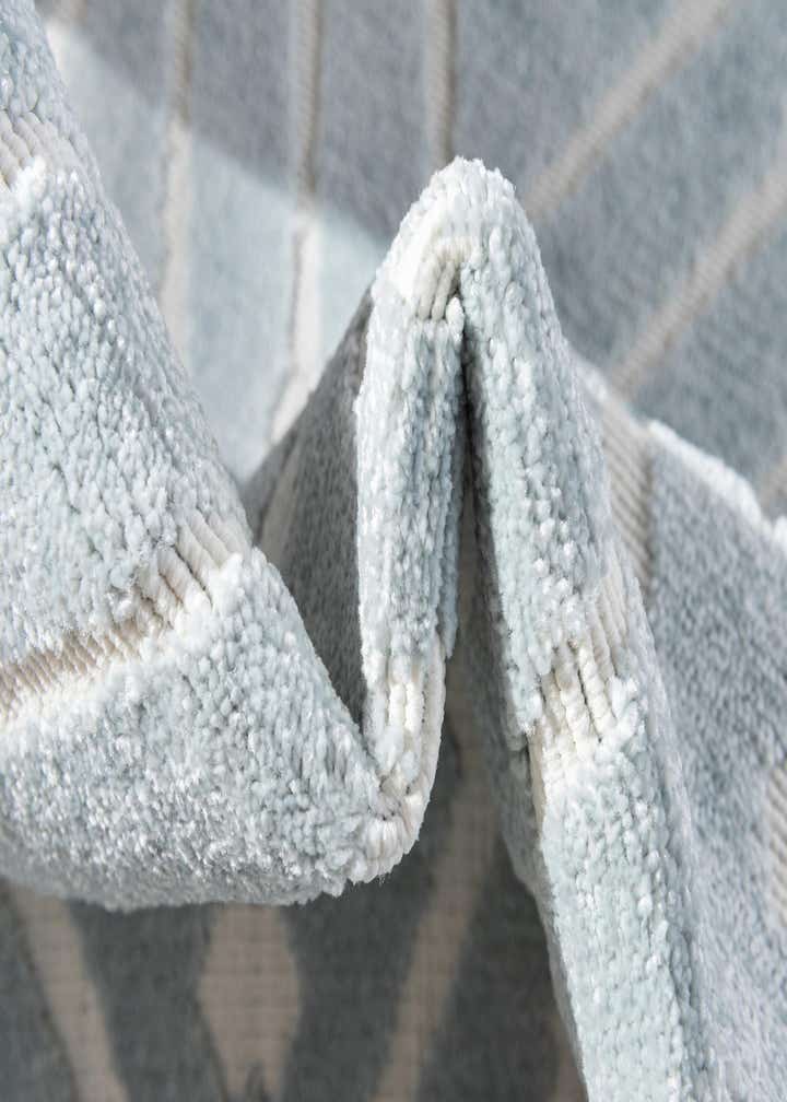 2' x 6' Easy-Clean Sabrina Soto Ella Indoor / Outdoor Runner Rug