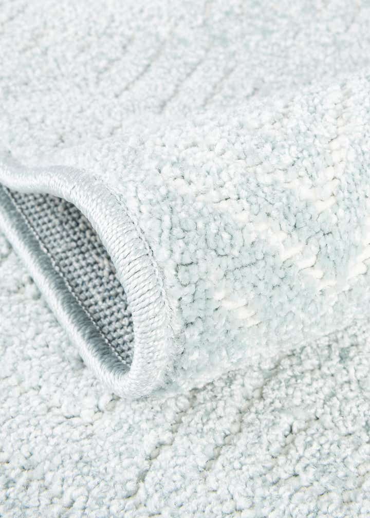 2' 7 x 10' Easy-Clean Sabrina Soto Indoor / Outdoor Runner Rug