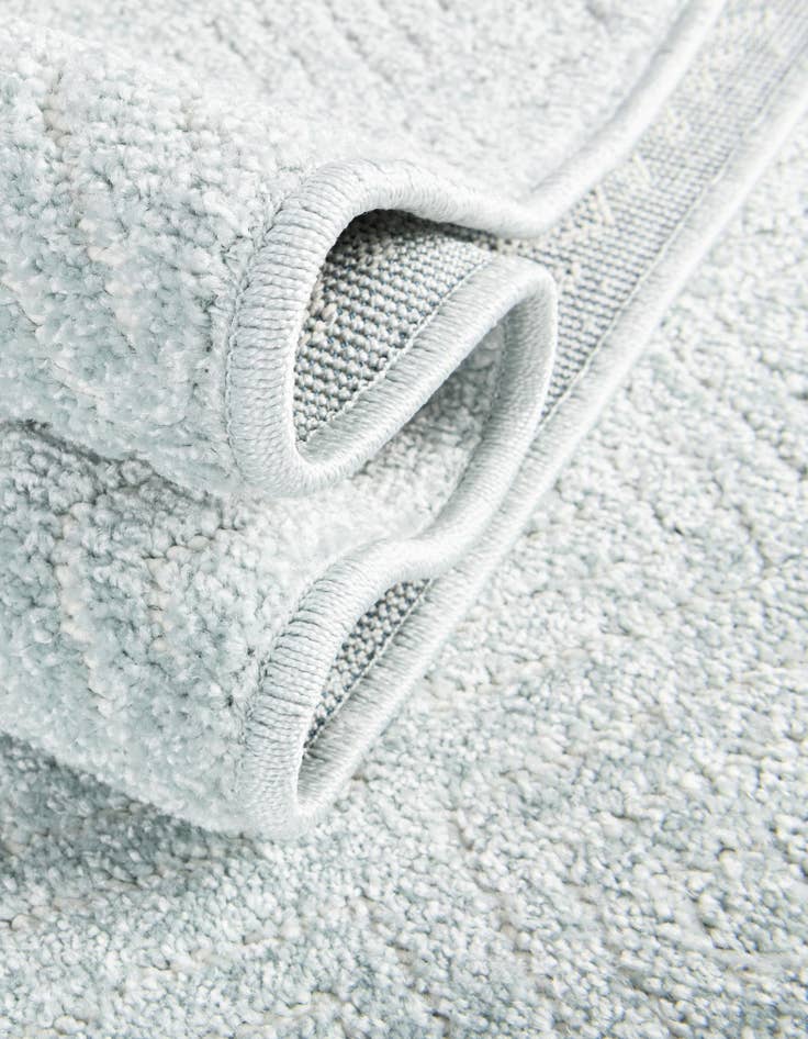Detail image of 2' 7 x 10' Easy-Clean Sabrina Soto Indoor / Outdoor Runner Rug