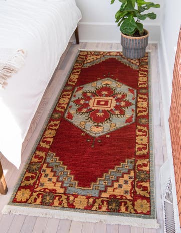 2' x 6' Serapi Runner Rug