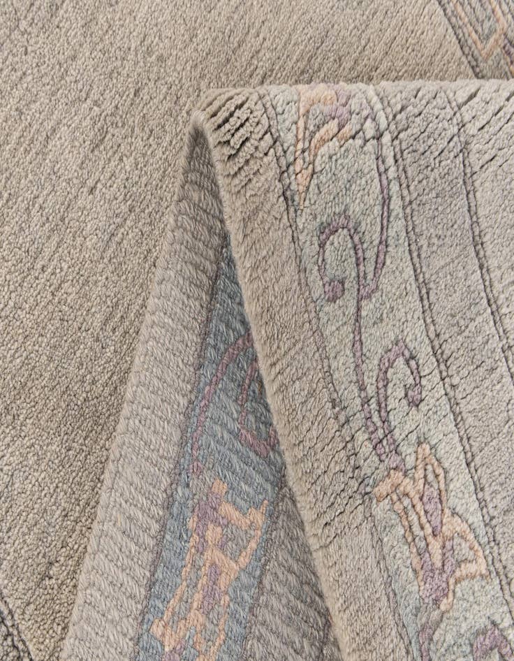 Detail image of 3' 2 x 11' 4  Hand Knotted Tibet Wool Runner Rug