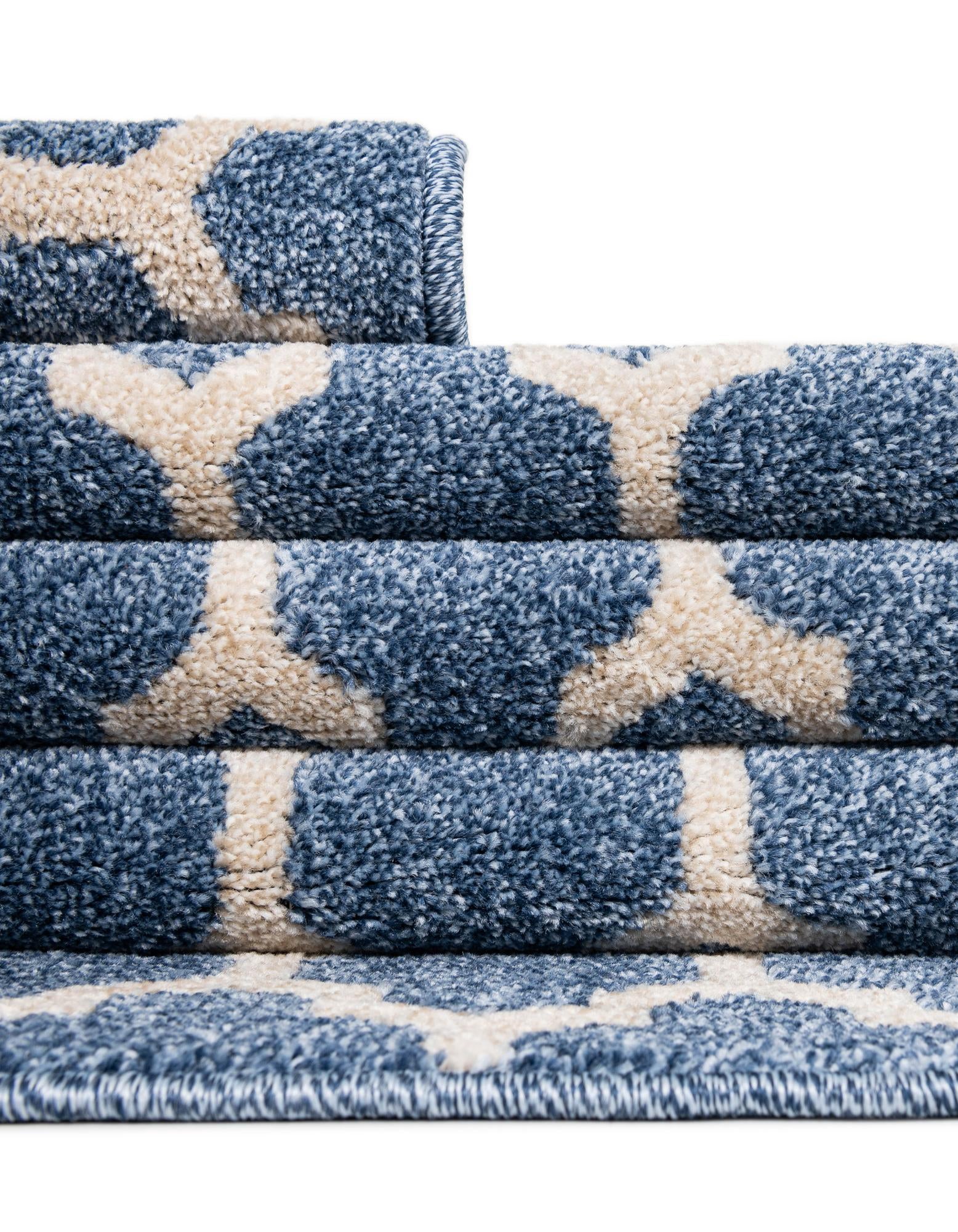 2' 7 x 10' Trellis Runner Rug