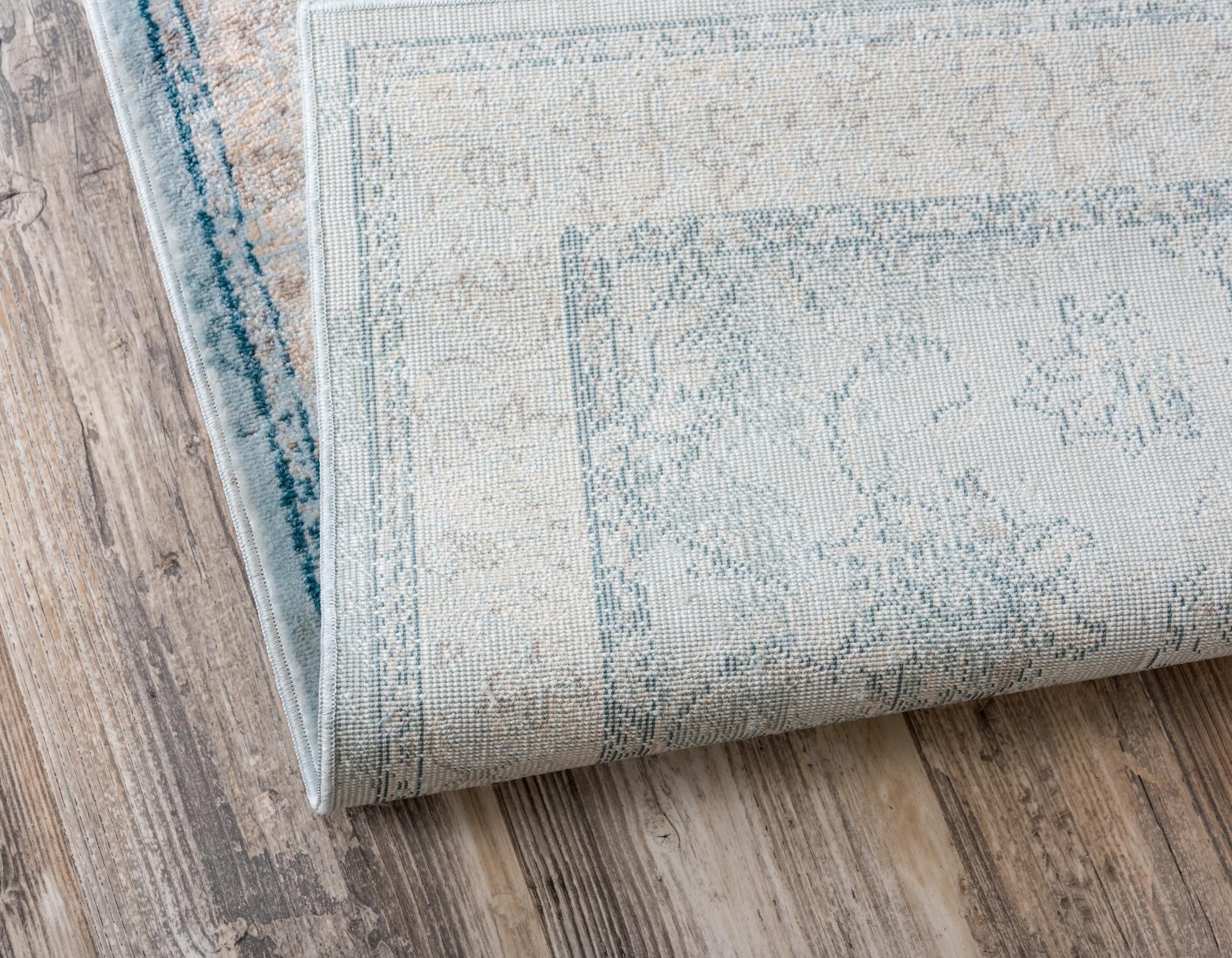 2' 7 x 10' Victoria Runner Rug
